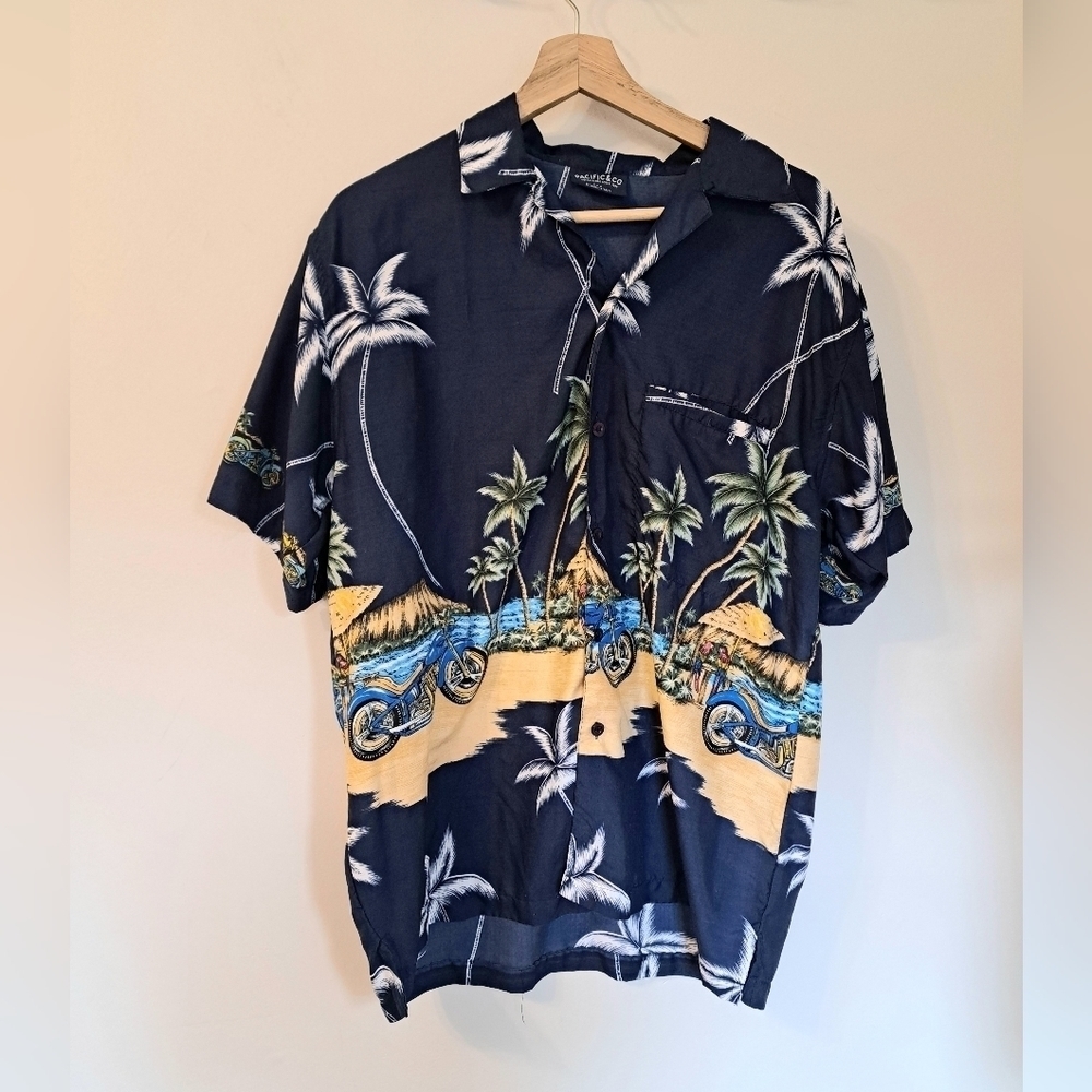 PACIFIC & Co Shirt Men M Hawaiian Button Up Short Sleeve Palms Motorcycle Beach